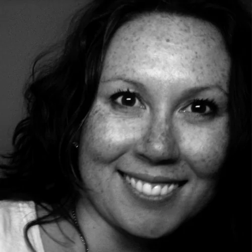 Elkie Hughes